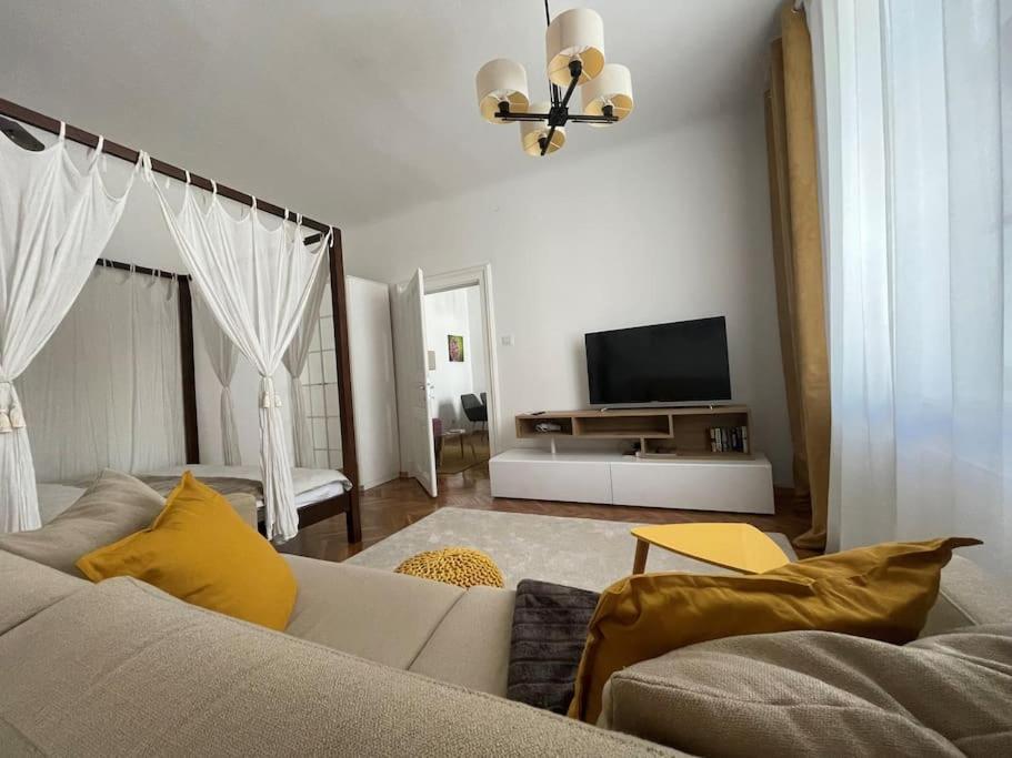 Central Zagreb Lovely Apartment מראה חיצוני תמונה